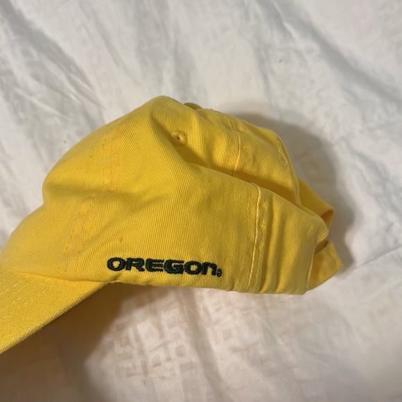 Oregon Ducks Dutch Bros Dad Hat - Picture 2 of 3